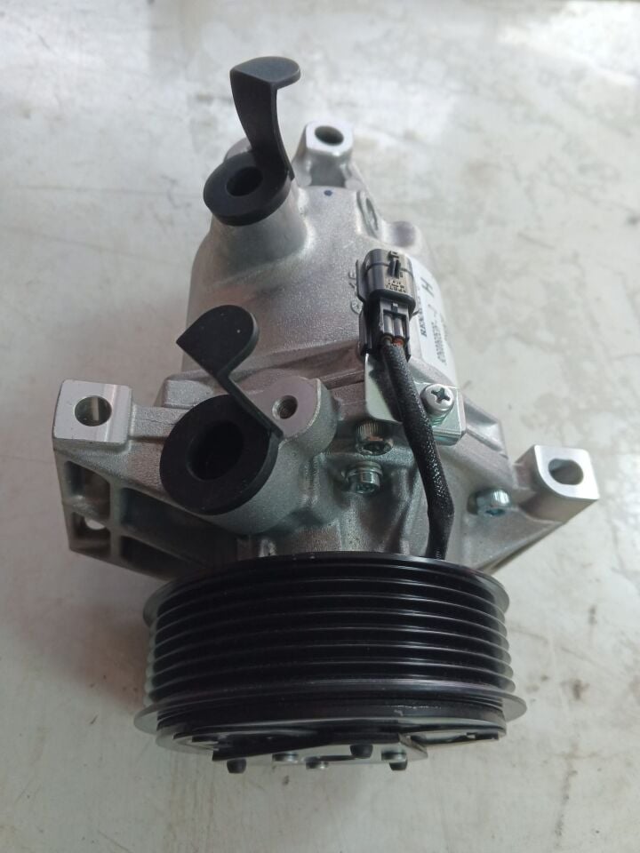 Dacia Duster Klima Kompresörü - 926006053R - Mais