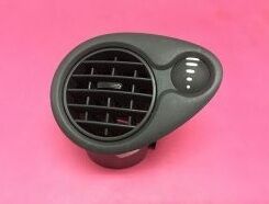 Renault Clio 3-III Torpido Havalandırma Izgarası Sağ - 7701061211 - İthal