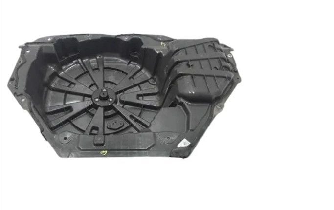 Renault Megane 4 - IV Arka Bagaj Havuz Sacı (Plastik) - 745145426R - Yerli Kaporta