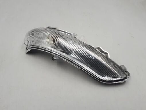 Dacia Duster 3-III Dış Dikiz Ayna Siynali Sağ - 261808743R - Orijinal