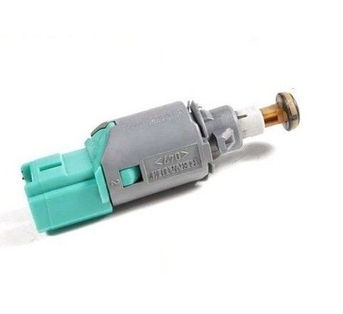 Renault Clio 4 - IV Debriyaj Pedal Müşürü - 8200168240  8200276360 - 253250007R - Orjinal