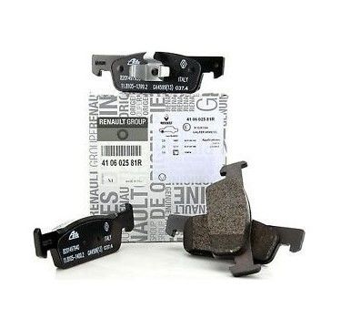 Renault Clio 4 - IV Ön Fren Balatası Takım (Dar) - 410602581R - 410605612R - Renault Mais