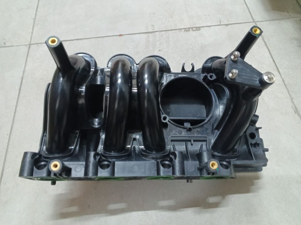 Renault Clıo - Kango - Logan 1.4 8 Valf (K7J) Emme Manıfoldu - 7700274286