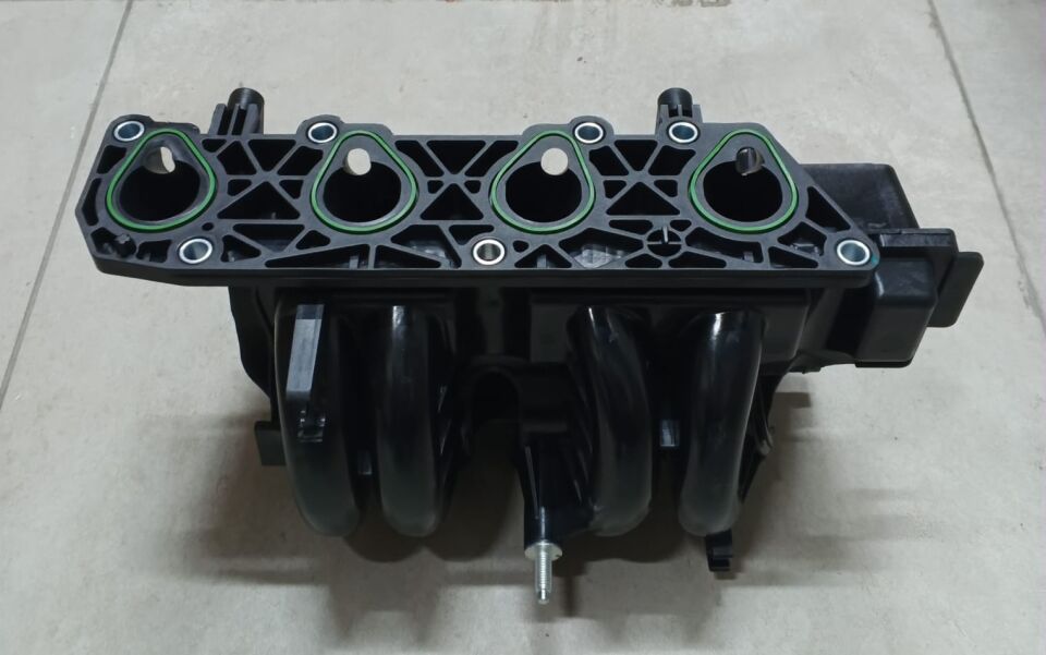 Renault Clıo - Kango - Logan 1.4 8 Valf (K7J) Emme Manıfoldu - 7700274286