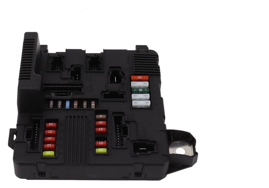 Renautl Megane 2 - II (1.5 DCİ K9K / 1.6 16 Valf K4M) Sigorta Role Kutusu - 8200306033 - Gua