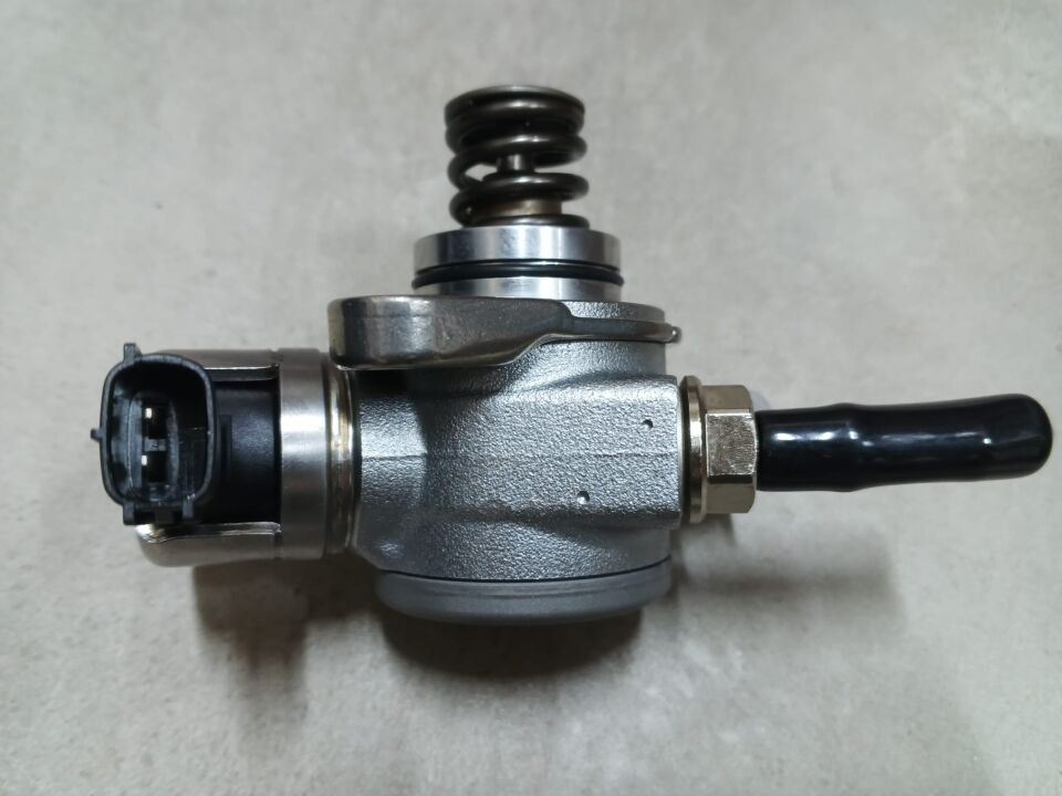 Renault Clio 4 - IV Benzin Besleme Pompası (1.2 Tce H5F) - 166305283R - 166301888R