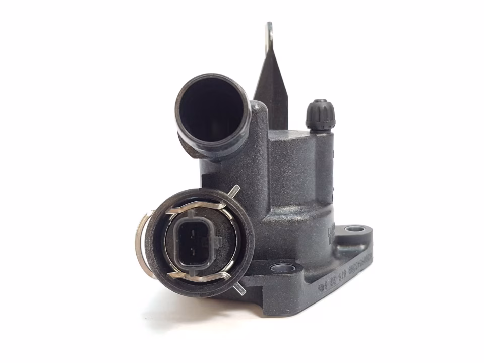 Renault Scenic / Thalia / Captur / Clio / Laguna / Megane / Fluence / Latitude / Kangoo / Symbol / Dacia Duster / Dokker / Lodgy / Sandero / Logan Komple Termostat 83ºC - 110605536R - 110603026R - 8200954328