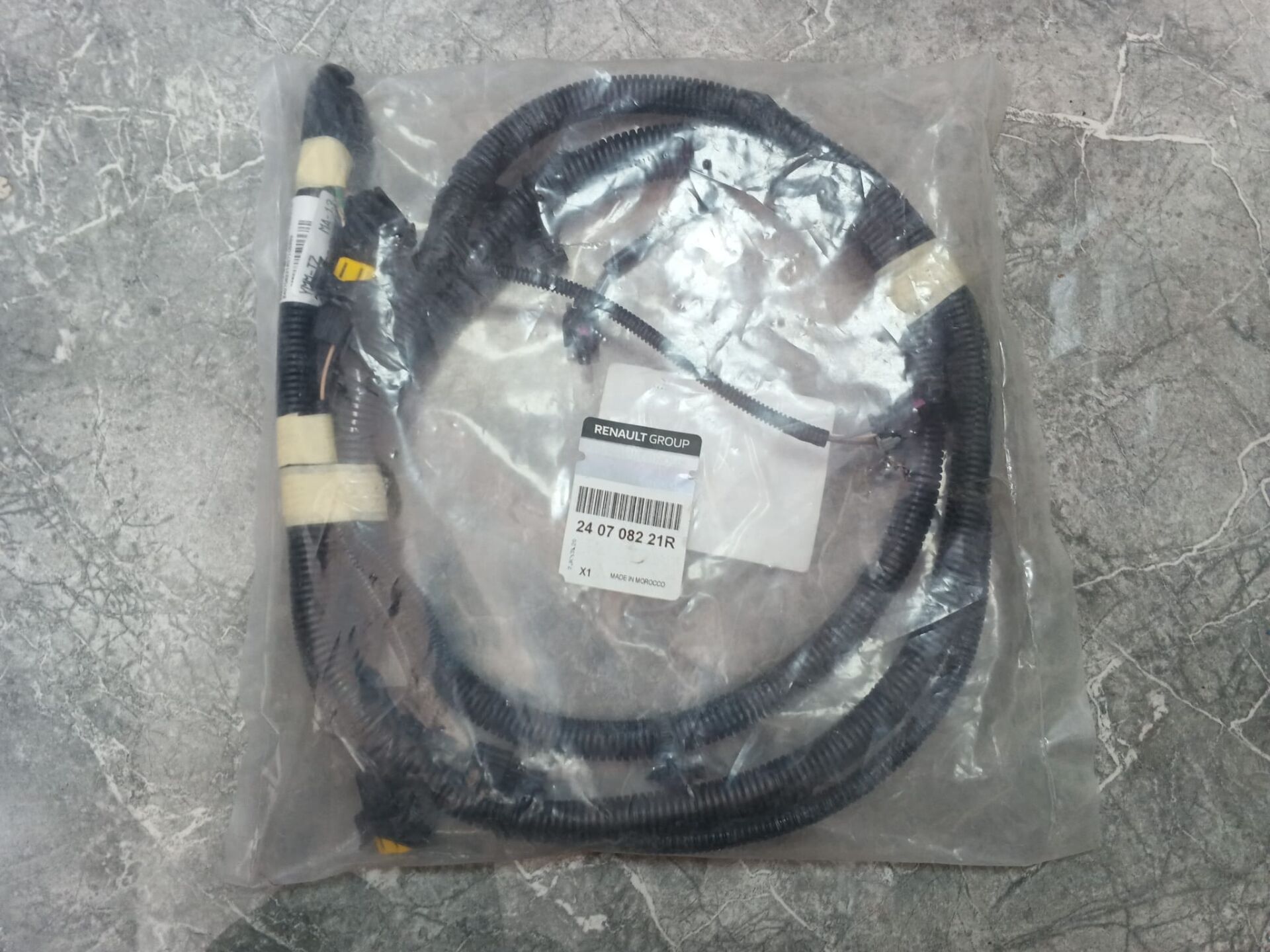 Dacia Duster (2019-) Sis Far Tesisatı - 240708221R - Renault Mais