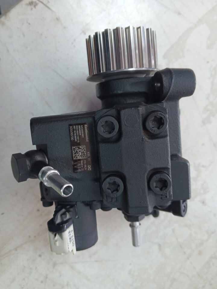 Renault Fluence Mazot Pompası (1.5Dci-K9K) 167003669R - 167008557R - Mais