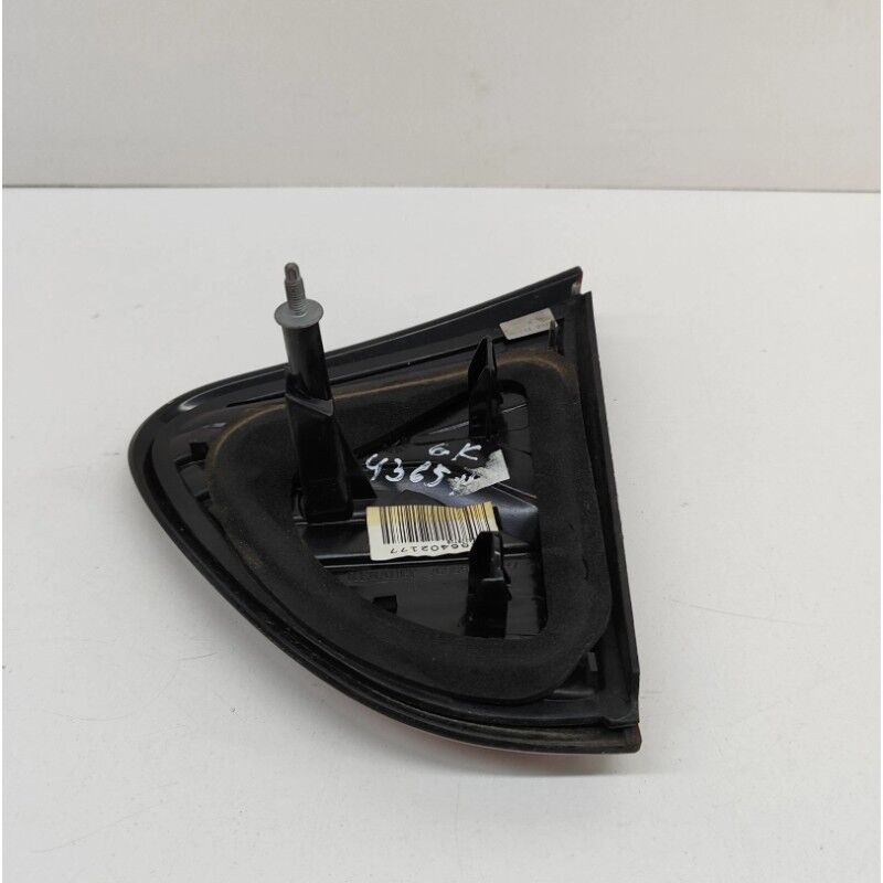 Renault Captur 1 - I Stop Lambası Sol İç - 265554078R - 265557893R