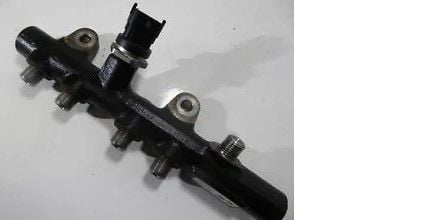 Renault Clio 4 - IV (1.5 Dci K9K) Enjektör Rampa Müşürü Komple - 175215346R