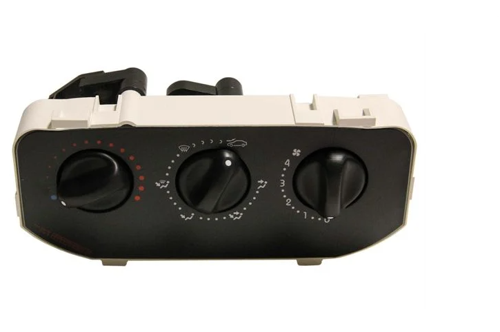 Renault Clio 2 - II Kalorifer Anahtar / Kumanda Grubu Klimasız - 7701048267 - Magnetti Marelli