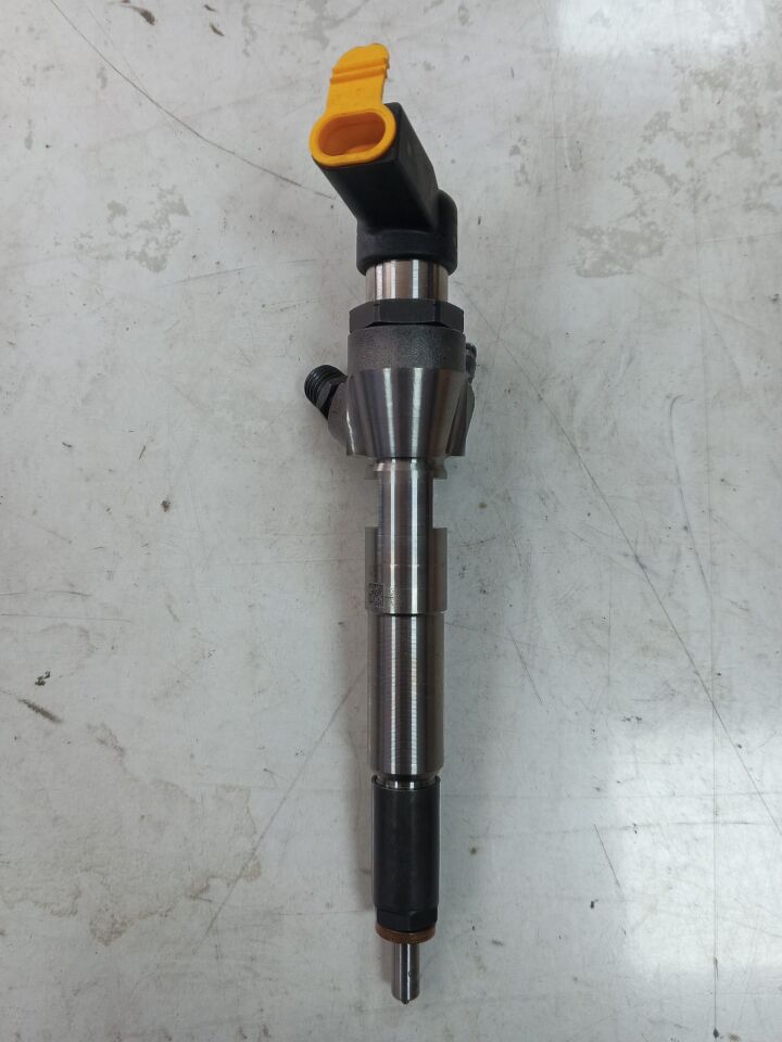 Renault Megane 3 - III / Fluence / Megane 4 - IV (1.5 Dci K9K) Enjektör - 166006226R - 166006212R - Mais