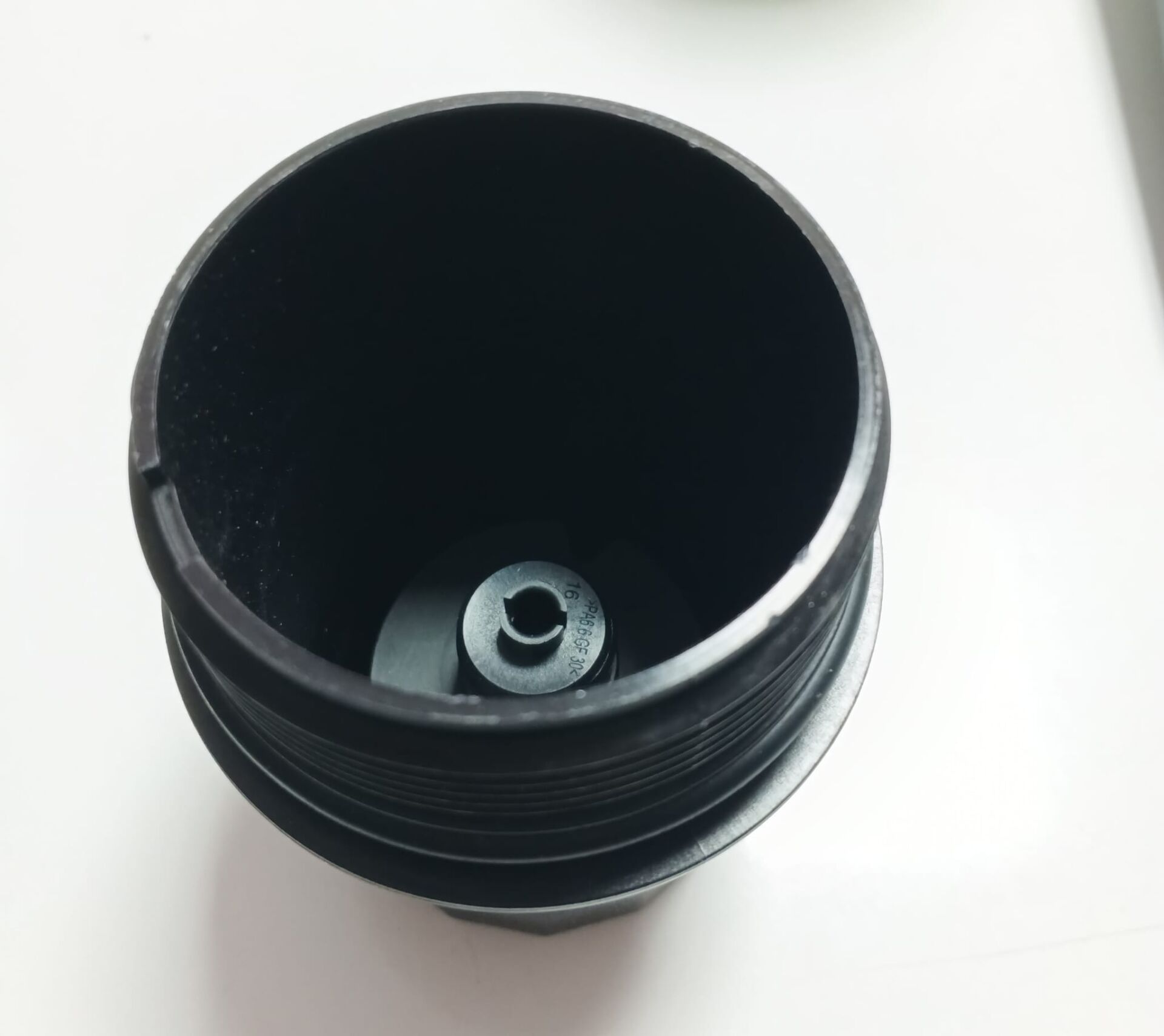 Trafic 3-III Yağ Filtre Kapağı (2.0Dci-M9R - Euro 6) 152378668R - Renault Mais