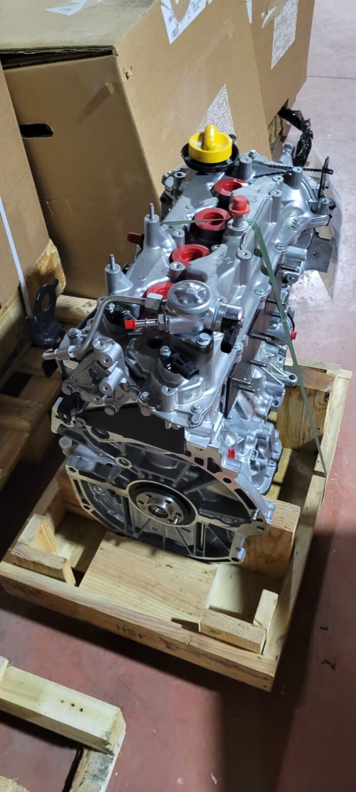 Renault Clıo IV - Komple Sandık Motor (1.2 Tce H5F) - 8201377658 - Mais