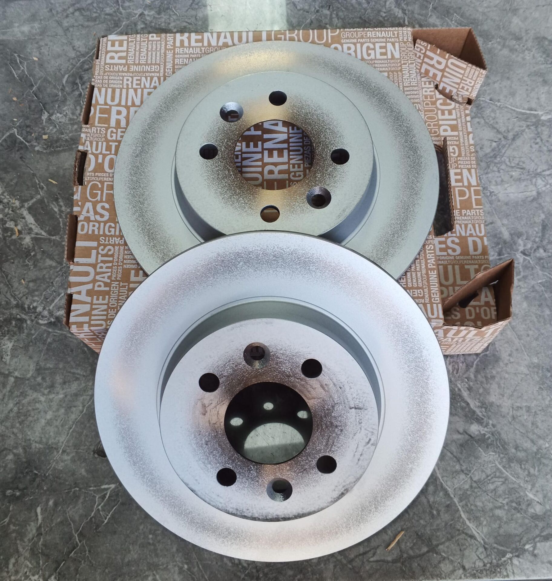 Renault Clio 5-V Arka Fren Disk Takımı 440A00868R - Mais