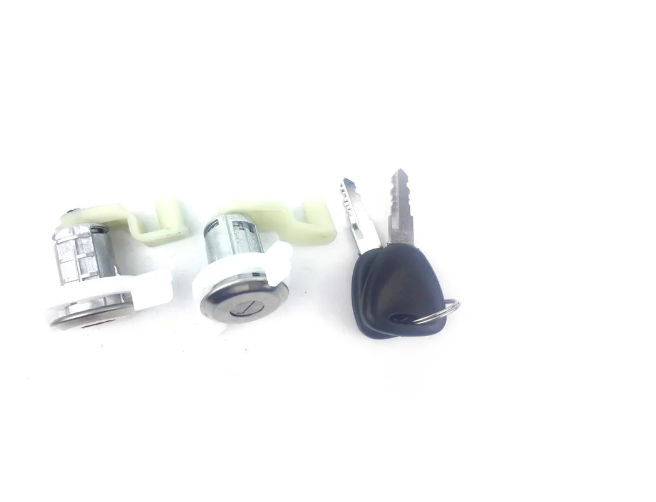 Renault Clio 2 - II Kapı Şifre Takımı Ön - 7701471311 - İthal