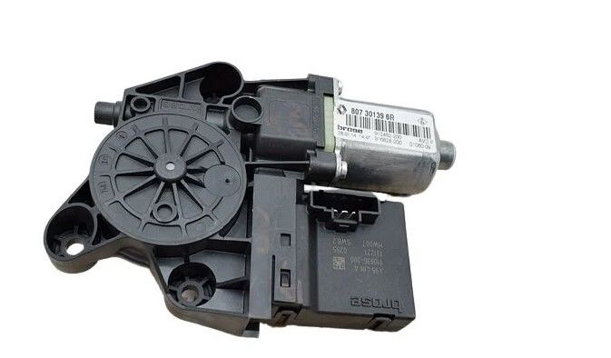 Renault Megane 3 -  III Sağ Ön Cam Kriko Motoru - 807301396R - 827300004R