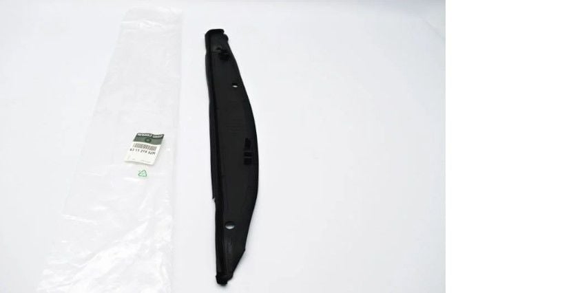 Renaut Megane 3 - III Ön Sağ  Çamurluk Yan Parçası - 631121952R - Renault Mais