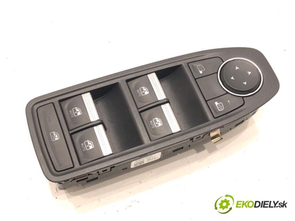 Renault Clio 5 - V Sol Ön Cam Açma Düğme Takımı Komple Nikelajlı - 254017671R - 254107080R
