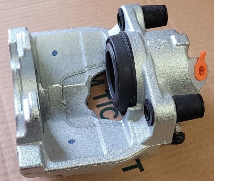 Renault Clio 5 - V Sağ Arka Fren Kaliperi - 410016073R