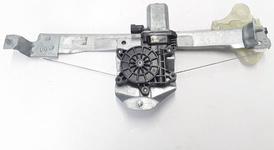 Renault Captur I - 1 - Sol Arka Cam Krikosu Motorlu (2013-2020) - 827012973R