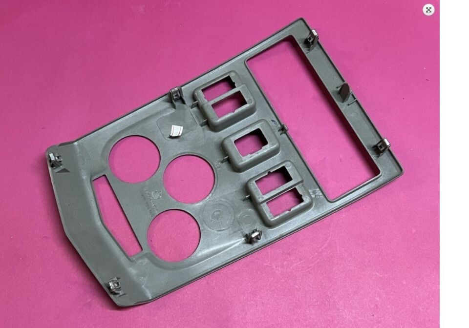 Dacia Logan / Sandero Teyip Kolorifer Torpido Çerve Gözü - 6001550904 - 8200739009