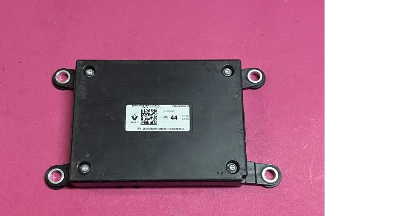 Renault Clio 5 - V Akü Kontrol Ünitesi - 293A08509R - Orjinal Yedek Parça
